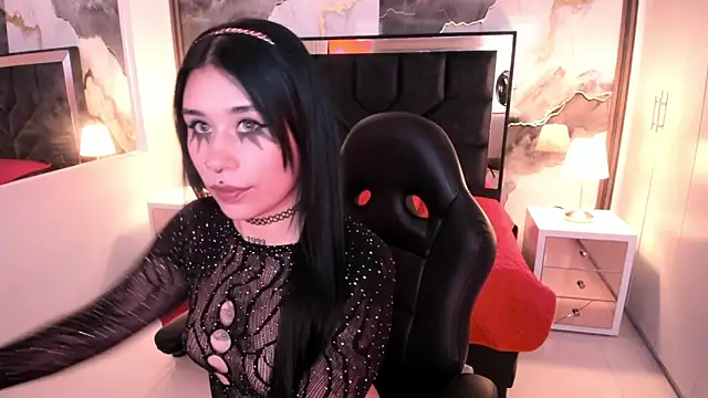 Snapshot of SusanVilla chatting on May 21, 2026, 8:17 pm SusanVilla online show from May 21, 2026, 8:17 pm