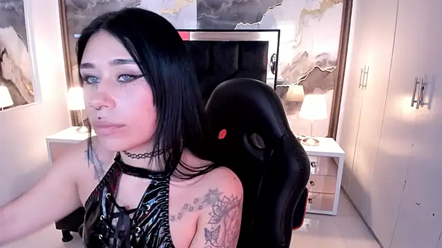 Snapshot of SusanVilla chatting on May 11, 2026, 7:55 pm SusanVilla online show from May 11, 2026, 7:55 pm