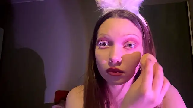 EmiIyKitty online show from October 30, 2025, 7:55 pm