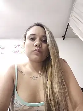 aurofox21 online show from May 16, 2026, 11:26 pm