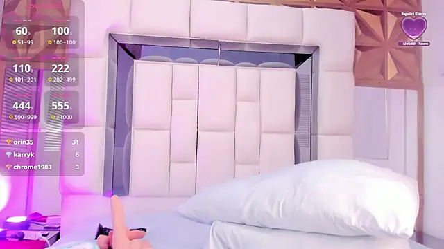 violet milleer online show from October 20, 2025, 7:14 pm