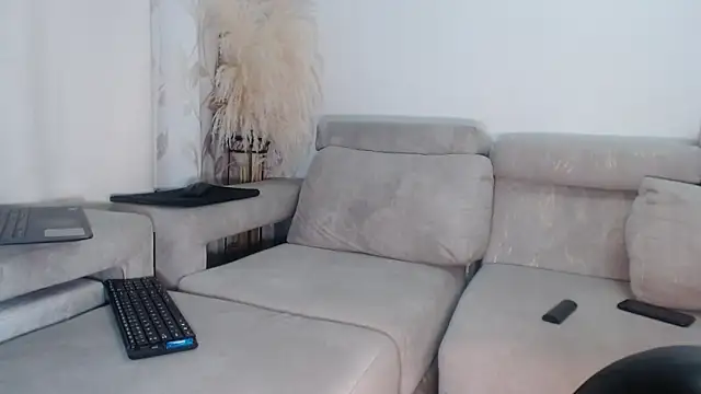 Adrew fox online show from September 29, 2025, 12:06 am