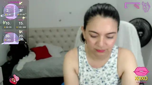 astrolover  online show from November 8, 2025, 2:37 am