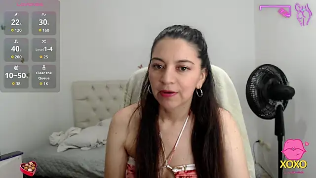 astrolover  online show from October 31, 2025, 2:19 am