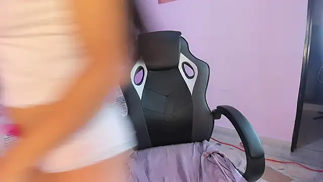 Snapshot of Amelia_Rivas chatting on February 27, 2026, 7:24 pm Amelia Rivas online show from February 27, 2026, 7:24 pm