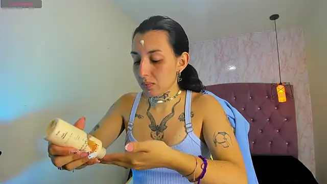 Iris  77 online show from October 25, 2025, 6:30 pm