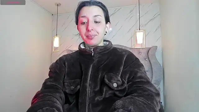 Iris  77 online show from December 19, 2025, 12:29 pm