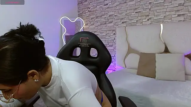 casse tay online show from November 15, 2025, 3:43 am