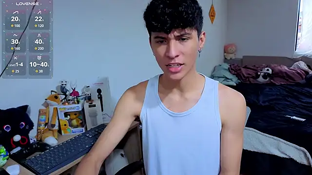 TwoBoys4Cum online show from November 21, 2025, 9:36 pm