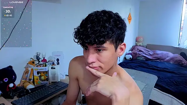 TwoBoys4Cum online show from November 22, 2025, 9:35 pm