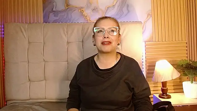 Snapshot of mavyhot303 chatting on November 5, 2025, 10:24 pm mavyhot303 online show from November 5, 2025, 10:24 pm