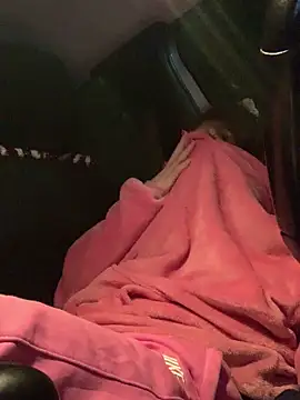 GoldenPussy1329 online show from November 15, 2025, 9:19 pm