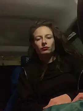 Snapshot of GoldenPussy1329 chatting on April 3, 2026, 11:11 pm GoldenPussy1329 online show from April 3, 2026, 11:11 pm