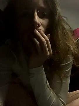 GoldenPussy1329 online show from May 12, 2026, 11:11 pm