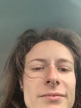 Snapshot of GoldenPussy1329 chatting on March 30, 2026, 2:18 pm GoldenPussy1329 online show from March 30, 2026, 2:18 pm