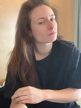 Snapshot of GoldenPussy1329 chatting on March 20, 2026, 10:16 am GoldenPussy1329 online show from March 20, 2026, 10:16 am