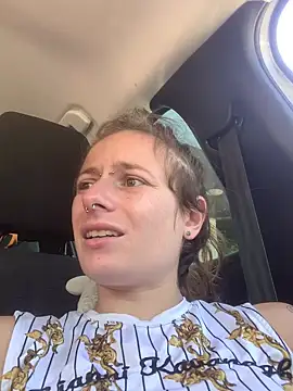 GoldenPussy1329 online show from May 23, 2026, 10:58 am