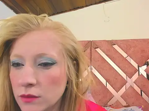 AliceCat 01 online show from November 14, 2025, 4:49 am