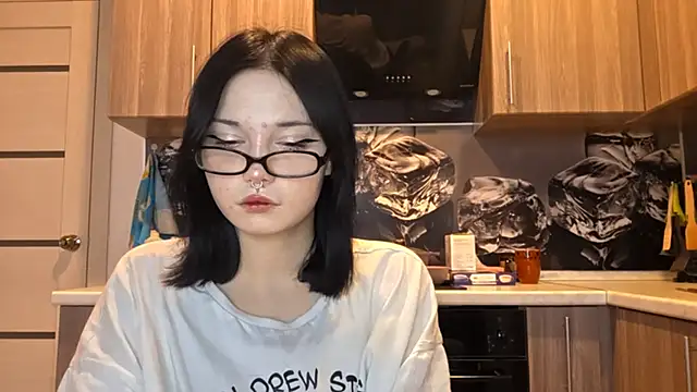 Snapshot of Beeping_Creature chatting on January 10, 2026, 10:54 am Beeping Creature online show from January 10, 2026, 10:54 am