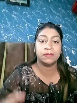Snapshot of DesiRiya12 chatting on October 1, 2025, 8:08 am DesiRiya12 online show from October 1, 2025, 8:08 am