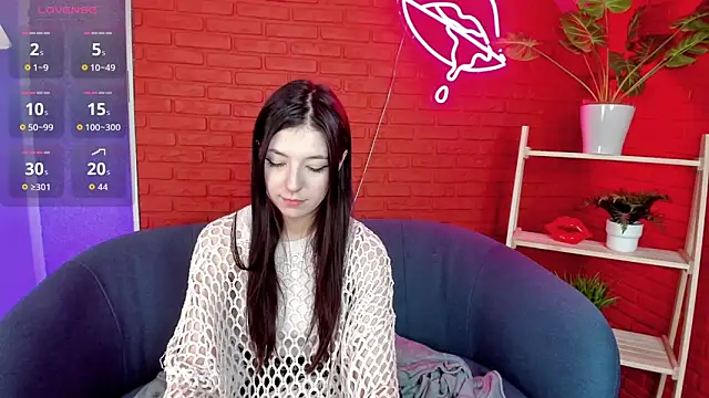 Snapshot of Azaliya_Haze chatting on October 10, 2025, 10:27 am Azaliya Haze online show from October 10, 2025, 10:27 am