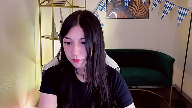 Snapshot of Azaliya_Haze chatting on September 27, 2025, 10:32 am Azaliya Haze online show from September 27, 2025, 10:32 am