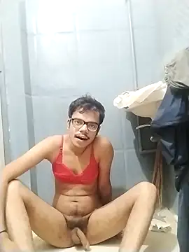 Snapshot of sexybobby13 chatting on November 20, 2025, 8:59 am sexybobby13 online show from November 20, 2025, 8:59 am