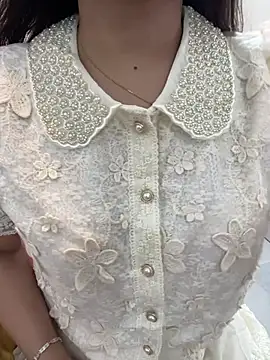 lee ly online show from March 12, 2026, 6:17 am