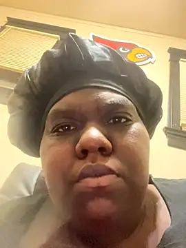 Angelslays online show from October 24, 2025, 10:47 am