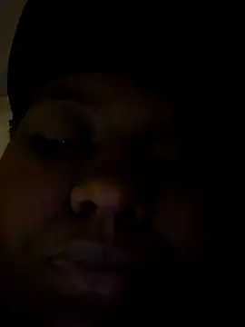 Angelslays online show from October 27, 2025, 1:39 am