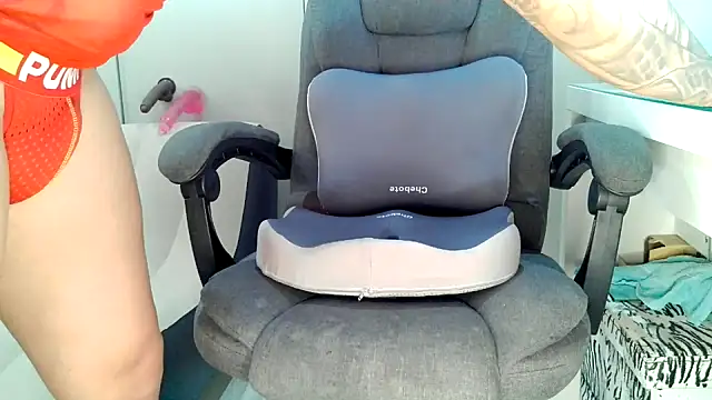 Jockstrap3x online show from April 8, 2026, 11:55 am