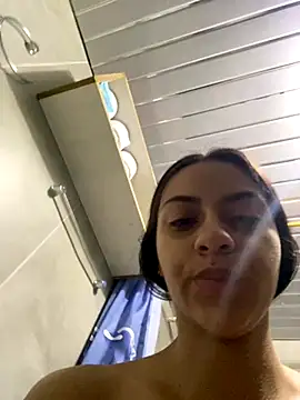 Snapshot of miluwatson chatting on November 8, 2025, 7:28 pm miluwatson online show from November 8, 2025, 7:28 pm