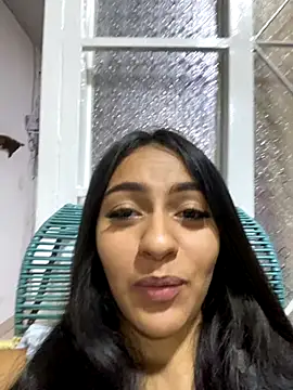 Snapshot of miluwatson chatting on November 4, 2025, 11:30 pm miluwatson online show from November 4, 2025, 11:30 pm