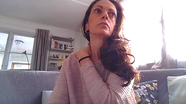 LoveAndRopes online show from March 3, 2026, 8:32 am