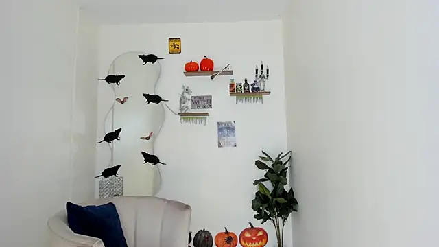 Amary turner online show from October 29, 2025, 12:15 pm