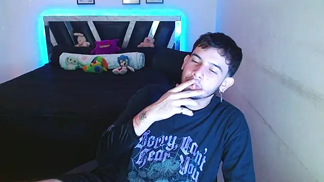 Sebasxxl12 online show from March 18, 2026, 1:31 am