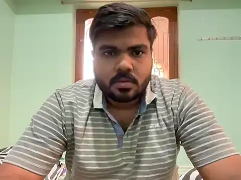 Romeo Sam2 online show from November 7, 2025, 5:01 am