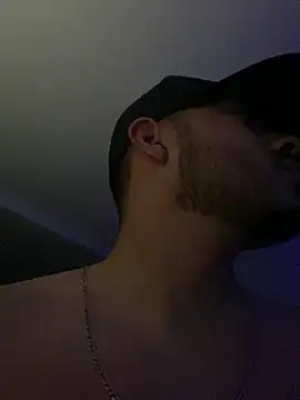 Snapshot of Zafirito chatting on October 13, 2025, 11:38 pm Zafirito online show from October 13, 2025, 11:38 pm