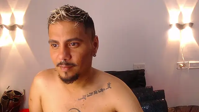 Snapshot of GSUS_PATRICK chatting on October 1, 2025, 4:33 pm GSUS PATRICK online show from October 1, 2025, 4:33 pm
