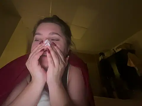 red mini fox online show from April 3, 2026, 5:52 pm