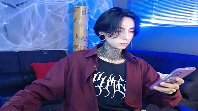 Kuregari xs online show from October 31, 2025, 4:53 am