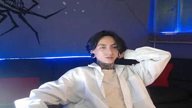 Kuregari xs online show from November 13, 2025, 5:55 am