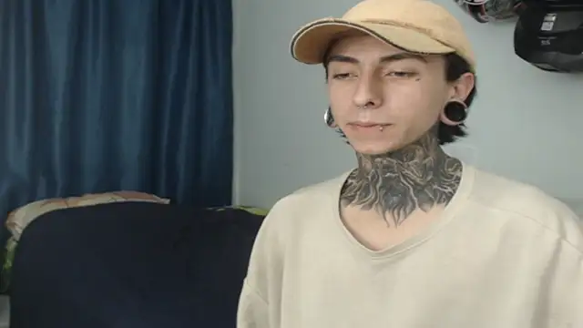 Kuregari xs online show from November 27, 2025, 7:09 am