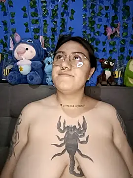 Maily Gabby online show from September 28, 2025, 8:27 pm