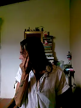 monroedelrey online show from January 9, 2026, 7:32 pm