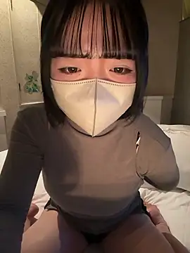 Snapshot of Milk_PotaPota chatting on November 16, 2025, 5:12 am Milk PotaPota online show from November 16, 2025, 5:12 am