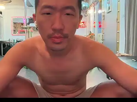 mrcaiziv online show from March 18, 2026, 4:41 pm