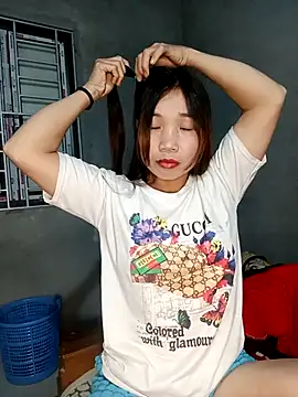 kemmut-sex online show from December 5, 2025, 12:48 pm