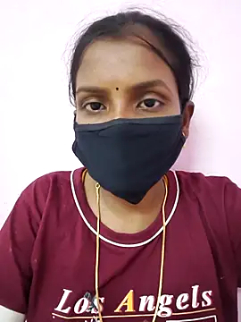 Snapshot of Tamil_Monika chatting on November 5, 2025, 10:18 am Tamil Monika online show from November 5, 2025, 10:18 am