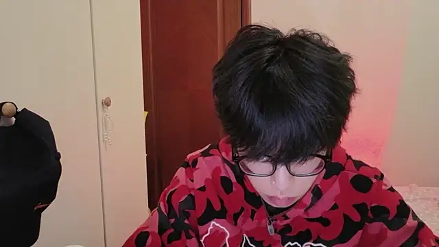 hangzi-0011 online show from February 12, 2026, 7:30 am